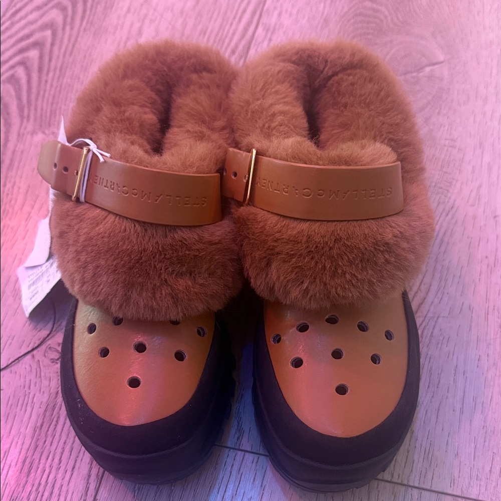 Stella McCartney Tan Furry Mules Clogs - Picture 4 of 5